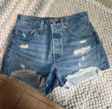 Women’s Levi’s Jean Shorts 501 Denim Photo 0