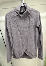 Lululemon gray heather wrap jacket in size 4 come with Lulu bag #athletic #activewear Photo 0