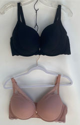 Torrid Curves bras set of 2 black and mauve lace padded push up full figure 42 D Photo 0