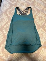 Lululemon Tank Photo 0