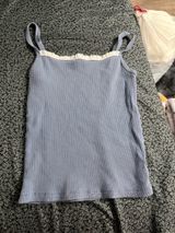 blue tank with white lace forever 21 Photo 0
