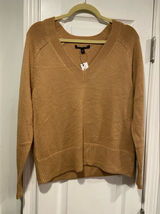 NWT Banana Republic Size S Tan Camel V Neck Long Sleeve Soft Pullover Sweater Photo 0
