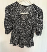Banana Republic Womens Blouse Medium Photo 0