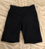 Old Navy Women's Black High-Waist Ribbed Biker Shorts 8” Photo 0