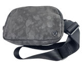 Lululemon Everywhere Belt Bag Black Gray Camo Pockets Keys Fanny Pack Handbag Photo 0