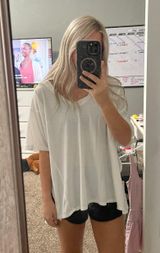 Tee Photo 0