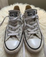 Gray Sneaker Photo 0
