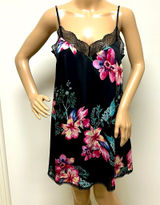 NWT Lulu’s floral lined slip mini dress Photo 0