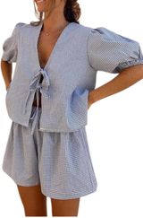 Amazon Two-Piece Set Photo 0