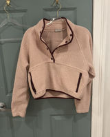Aritzia fleece Photo 0