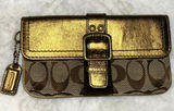 y2k COACH Gold Buckle Signature Pouch Photo 0