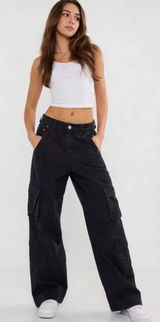 Hollister Ulta High-Rise Baggy Cargo Pants Photo 0