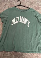 Old Navy T-Shirt Photo 0