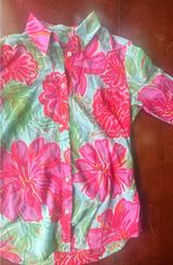 Lilly Pulitzer light weight vibrant long sleeve button up Photo 0