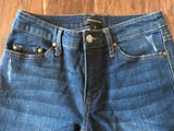 Who‎ What Wear Jeans (NWOT) Photo 0
