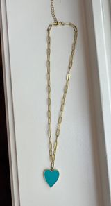 Hart Blue Heart Necklace Photo 0