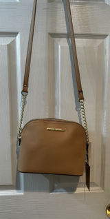 Purse Photo 0