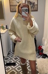 NWT Lovers and Friends Braewyn long sleeve sweater dress in cream Photo 0
