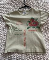 Tee Photo 0