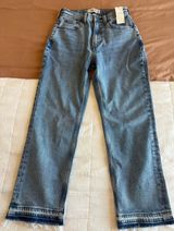 Abercrombie Ankle Straight Ultra High-Rise Photo 0