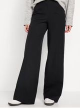 Old Navy Pixie Pants Black  Photo 0