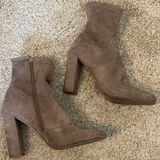 Steve Madden Taupe Block Ankle Booties Women's Sz 8 Photo 0