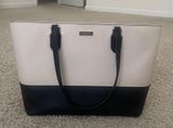 Black And White Leather Purse Photo 0