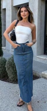 Denim Pencil Skirt Photo 0