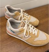 996 Classic New Balance Sneakers - Size 7 Photo 0