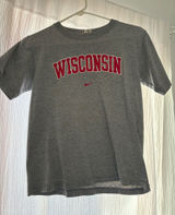 Vintage Nike Women’s Wisconsin Shirt Photo 0