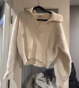 J. Inc Sweater S/M White Photo 0