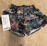 Lululemon Hot Shorts 4" High-Rise Photo 0