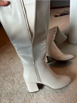 knee high boots Photo 0