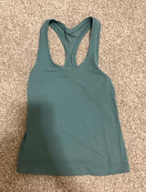 Lululemon Tank Photo 0