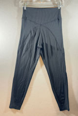 393 | OFFLINE by Aerie Goals Women Large High Rise Ribbed 7/8 Leggings Black‎ Photo 0