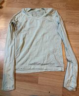 Lululemon Long Sleeve Photo 0