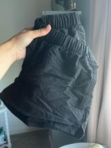 Black Shorts Photo 0