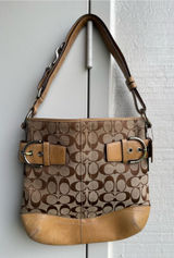 Coach Signature Canvas and Leather Soho 3574 shoulder purse Photo 0