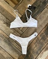 Seamless Handmade Swimsuit Photo 0