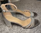Silver Heels Photo 0