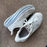 White hoka Clifton 9 trainers 7.5 women’s Photo 0