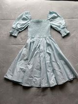 Simple Dress Photo 0