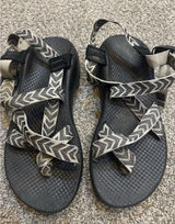 Chaco ZX/1 Yampa Black/White Adjustable Print Toe Loop Sport Sandals Women's 9 Photo 0