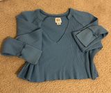 BDG Urban outfitters cropped long sleeve Photo 0