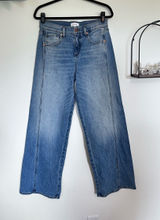 Evereve Seamed Wide Leg High Rise Waist Denim Blue Jeans Size 29 Photo 0