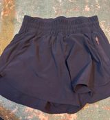 Lululemon Shorts Photo 0