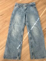 H&M Low-Rise Boyfriend Jeans Photo 0