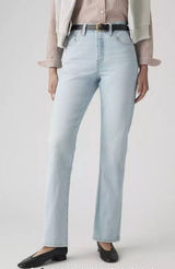 New Levi's 33x30 Premium 501 Original Fit Women's Jeans Wow Me Over Light Wash Photo 0