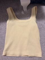 yellow tank Photo 0