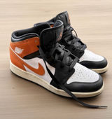Air Jordan 1 Mid Black White Orange Youth 5.5Y / Women’s 7 Photo 0